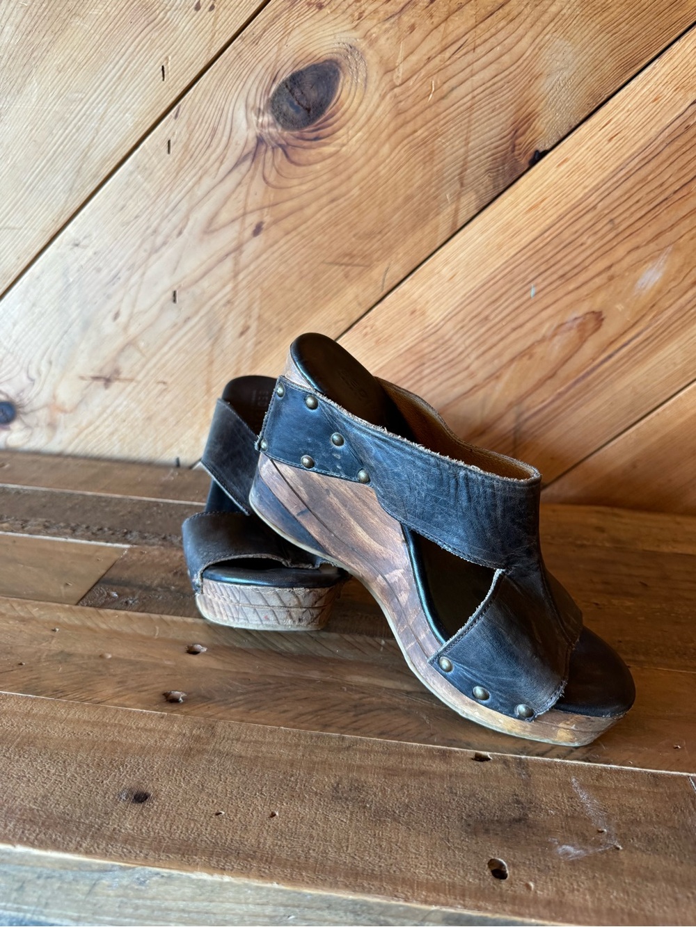 Bed Stu Black Leather Platform Wedge Sandals with Wood-Effect Sole